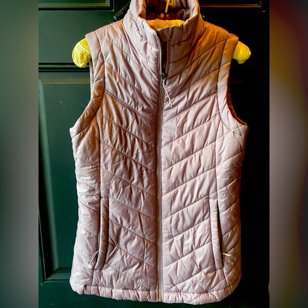 Columbia womens puffer Omni Heat vest. Size small